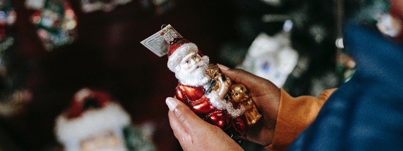 Más de la mitad de los consumidores plantea comprar sus regalos navideños en pequeños comercios